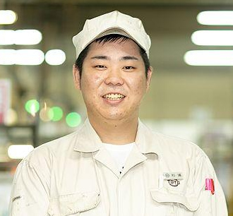 杉浦さん 製造部(成形)